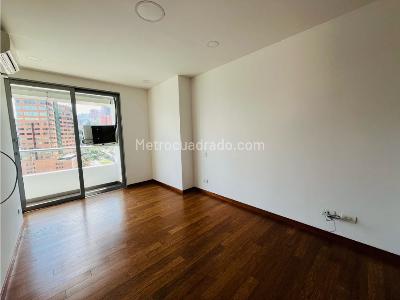 Apartamento de 2 alcobas en venta en El Poblado, Medellín, 88 m² · foto 8 de 20
