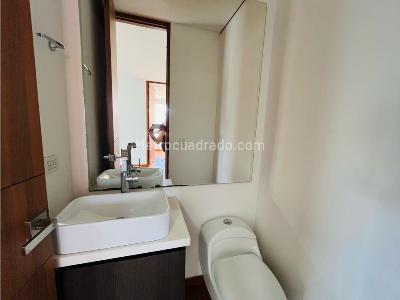 Apartamento de 2 alcobas en venta en El Poblado, Medellín, 88 m² · foto 10 de 20