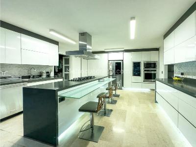 Apartamento en venta en Laureles, Medellín · foto 8 de 20
