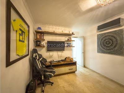 Apartamento en venta en Laureles, Medellín · foto 13 de 20