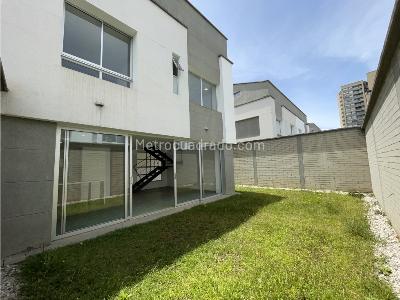 Casa de 2 alcobas en venta en Barrio Blanco, Rionegro, 160 m² · foto 13 de 20