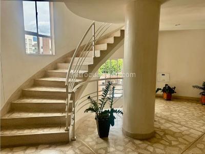 Apartamento en venta en Laureles, Medellín · foto 4 de 8