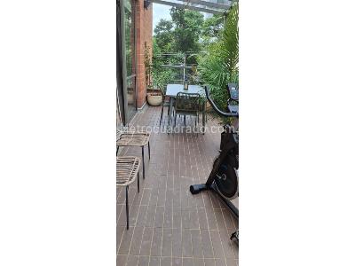 Apartamento de 2 alcobas en venta en El Poblado, Medellín, 105 m² · foto 8 de 14