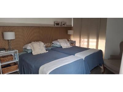 Apartamento de 2 alcobas en venta en El Poblado, Medellín, 105 m² · foto 10 de 14