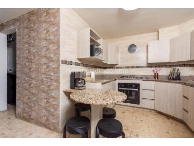 Casa de 4 alcobas en arriendo en El Poblado, Medellín, 170 m² · foto 11 de 20