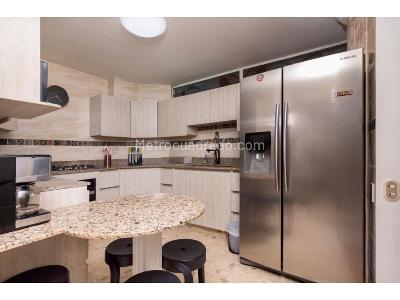 Casa de 4 alcobas en arriendo en El Poblado, Medellín, 170 m² · foto 12 de 20