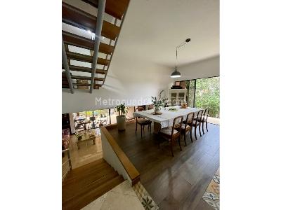 Casa en arriendo en El Poblado, Medellín · foto 4 de 20