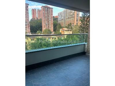 Apartamento de 3 alcobas en venta en El Poblado, Medellín, 140 m² · foto 4 de 20