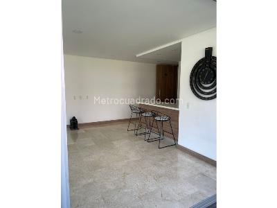 Apartamento de 3 alcobas en venta en El Poblado, Medellín, 140 m² · foto 5 de 20