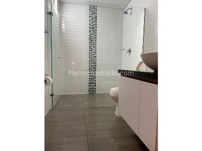 Apartamento de 3 alcobas en venta en El Poblado, Medellín, 140 m² · foto 8 de 20