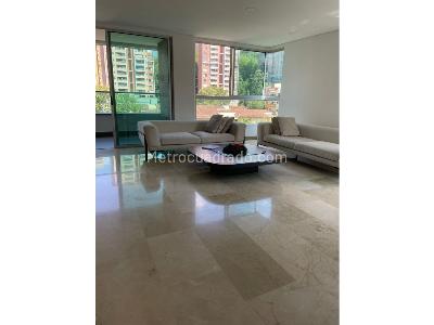 Apartamento de 3 alcobas en venta en El Poblado, Medellín, 140 m² · foto 14 de 20
