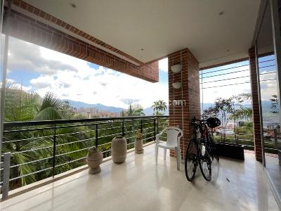Casa de 5 alcobas en venta en Altos Del Poblado, Medellín, 1000 m² · foto 11 de 20
