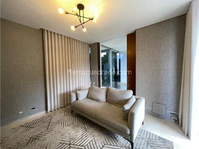 Casa de 5 alcobas en venta en Altos Del Poblado, Medellín, 1000 m² · foto 16 de 20