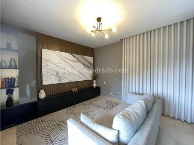 Casa de 5 alcobas en venta en Altos Del Poblado, Medellín, 1000 m² · foto 17 de 20