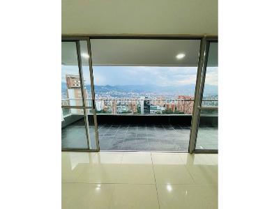 Apartamento de 3 alcobas en venta en El Tesoro, Medellín, 138 m² · foto 2 de 20