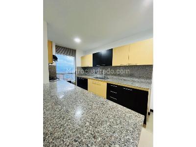 Apartamento de 3 alcobas en venta en El Tesoro, Medellín, 138 m² · foto 7 de 20