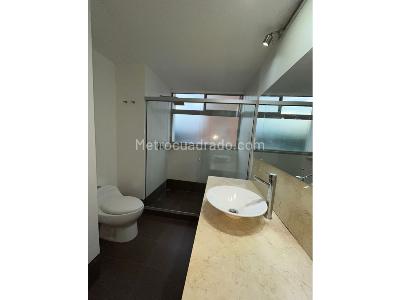 Apartamento de 3 alcobas en venta en El Tesoro, Medellín, 138 m² · foto 15 de 20