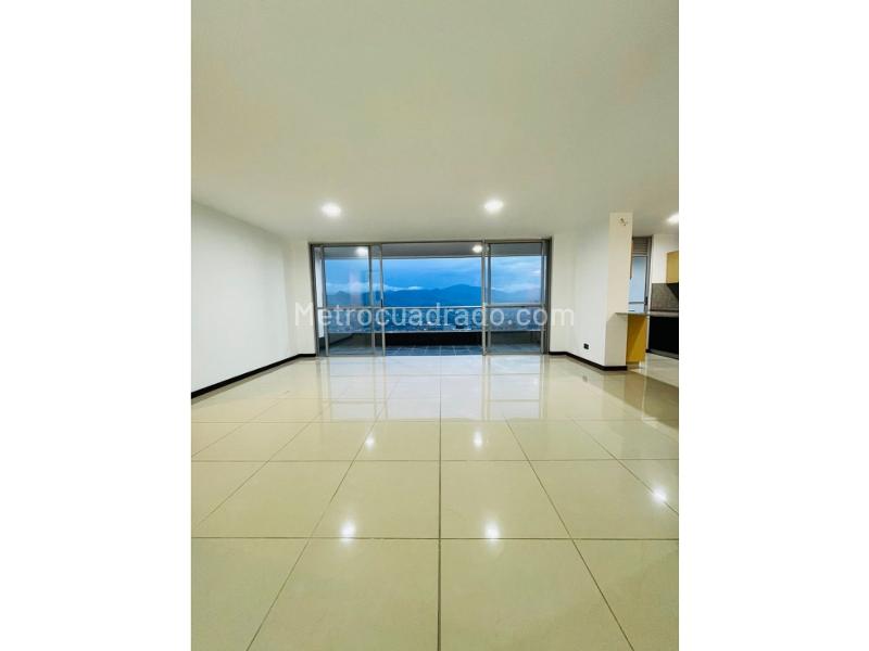 Exclusivo apartamento de 3 alcobas en El Tesoro, Medellín - 3
