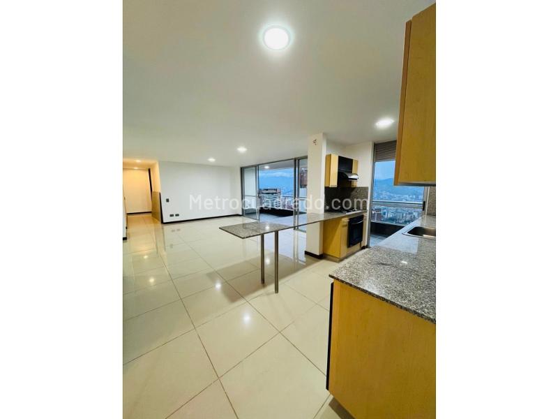 Exclusivo apartamento de 3 alcobas en El Tesoro, Medellín - 5