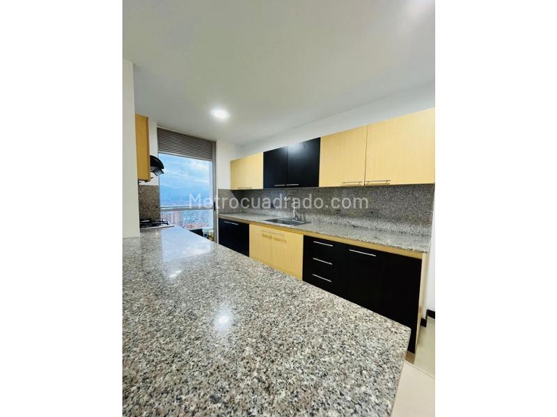Exclusivo apartamento de 3 alcobas en El Tesoro, Medellín - 7
