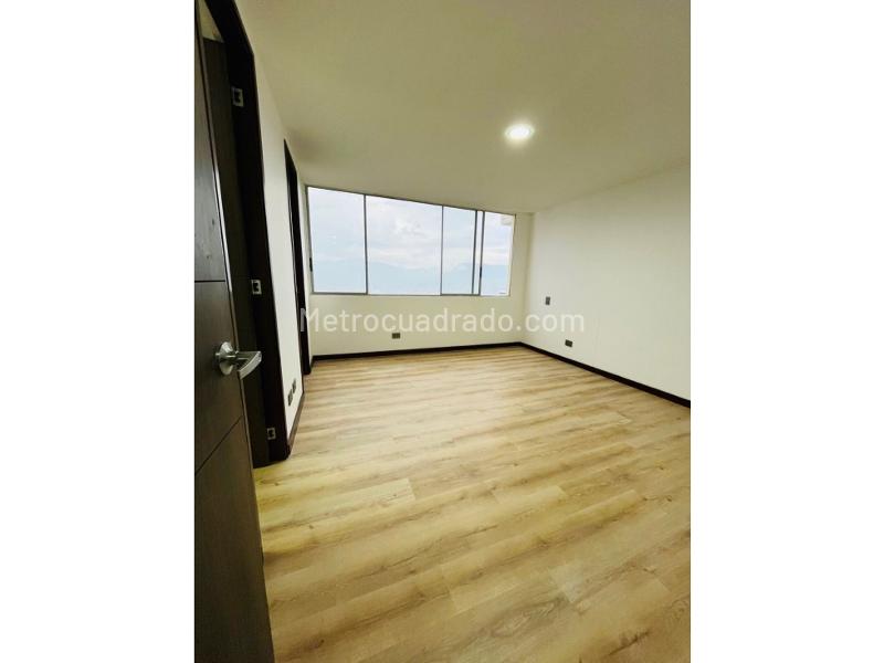 Exclusivo apartamento de 3 alcobas en El Tesoro, Medellín - 9
