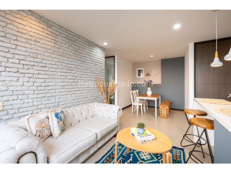 2BR Apartment in Altos Del Poblado (70 m²) - 3