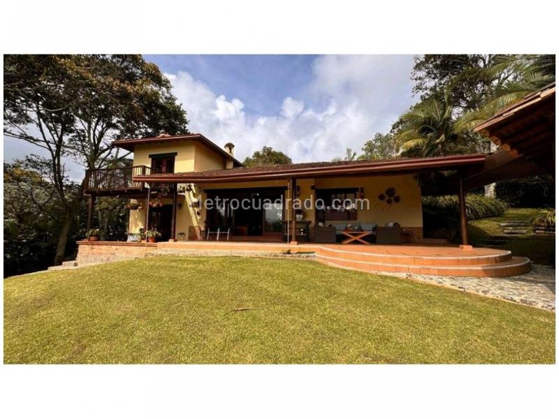 Charming House for Rent in El Retiro (Fizebad) - 2