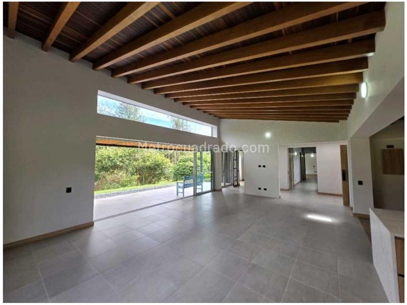 4BR House in El Retiro (5000 m²) - 5