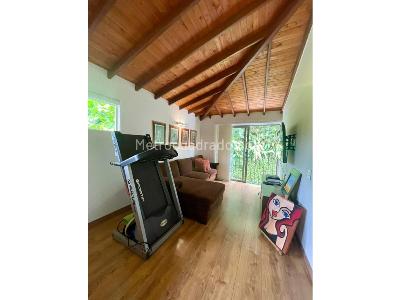 Casa de 4 alcobas en arriendo en Envigado, Envigado, 240 m² · foto 10 de 19