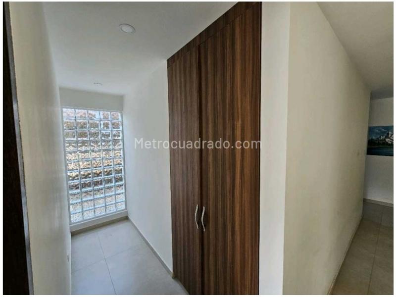 Casa amplia de 4 alcobas en arriendo en Gualanday, Rionegro - 6