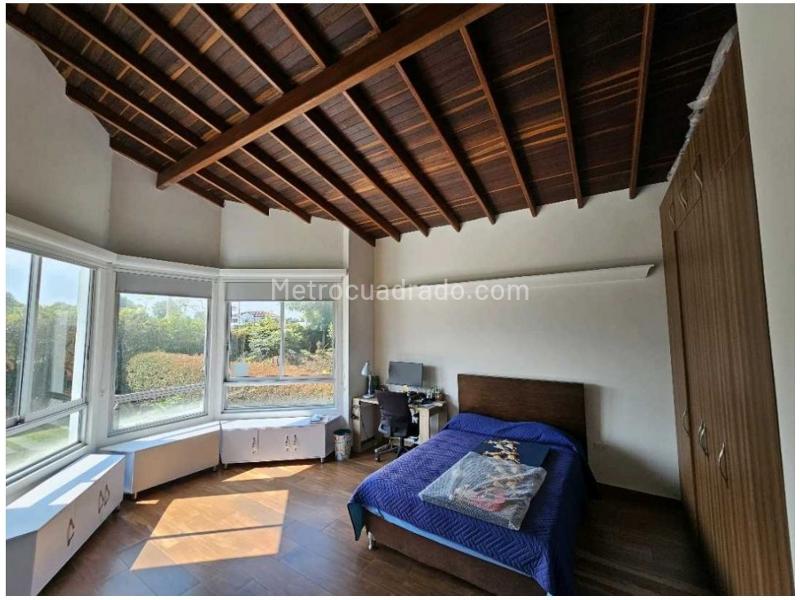 Casa amplia de 4 alcobas en arriendo en Gualanday, Rionegro - 7