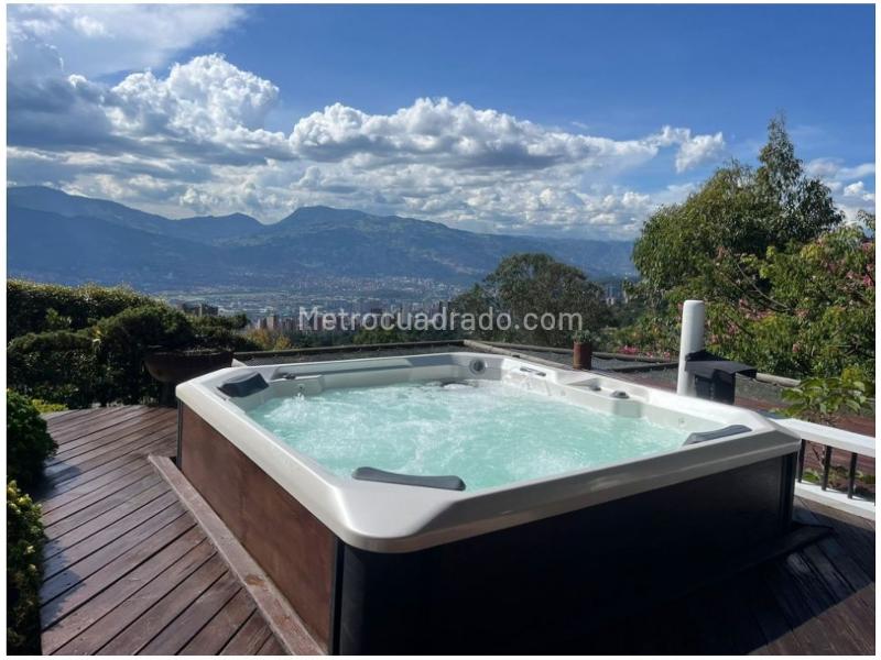 Casa Cómoda de 4 Alcobas en Los Balsos - 5