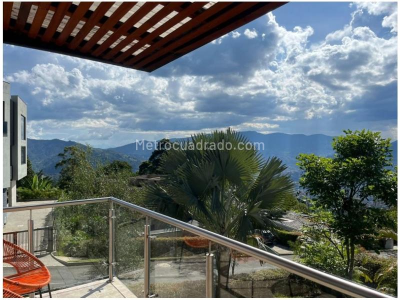 Casa Cómoda de 4 Alcobas en Los Balsos - 7