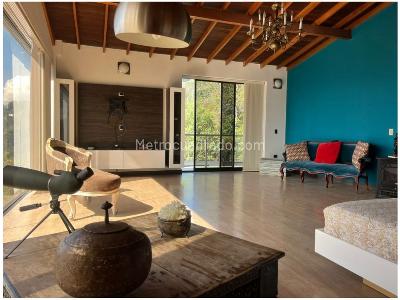 Casa de 4 alcobas en arriendo en Los Balsos, Medellín, 490 m² · foto 10 de 20