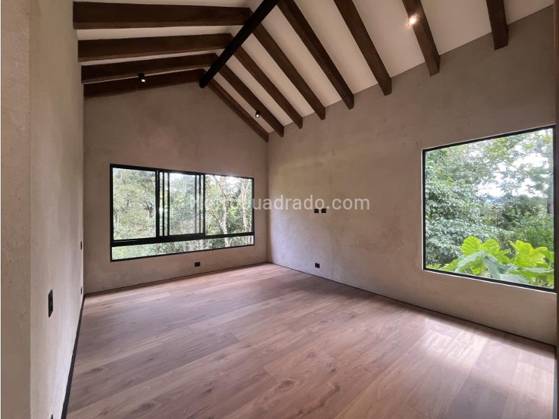 3BR House in Via Rionegro La Ceja Carmen De Viboral (280 m²) - 3