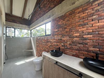 Casa de 3 alcobas en arriendo en Via Rionegro La Ceja Carmen De Viboral, Rionegro, 280 m² · foto 4 de 18