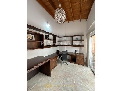 Casa en arriendo en El Poblado, Medellín · foto 15 de 20