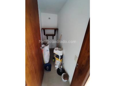 Casa de 4 alcobas en arriendo en Las Antillas, Envigado, 1200 m² · foto 8 de 20