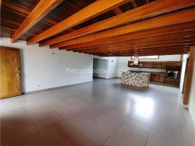 Casa de 4 alcobas en arriendo en Las Antillas, Envigado, 1200 m² · foto 10 de 20