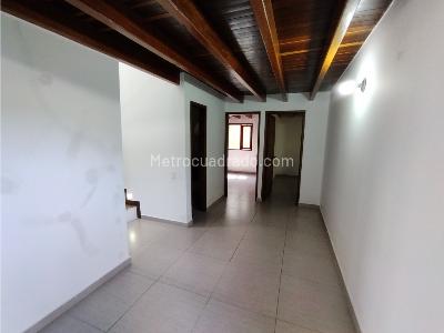 Casa de 4 alcobas en arriendo en Las Antillas, Envigado, 1200 m² · foto 18 de 20
