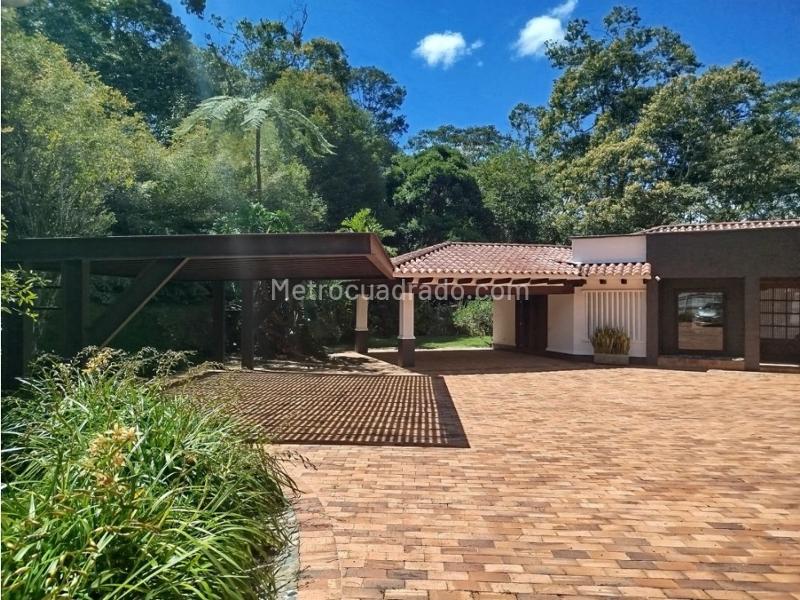 3BR House in Don Diego (2300 m²) - 4