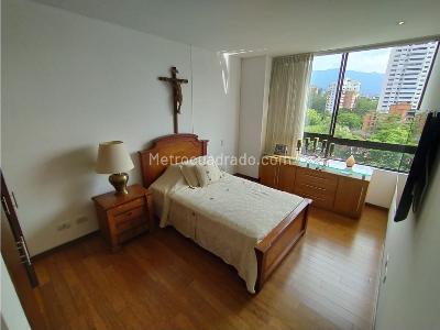 Apartamento en venta en El Poblado, Medellín · foto 10 de 20