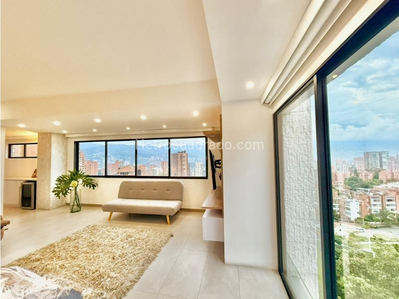 Luxury 5BR Apartment in El Poblado - 3