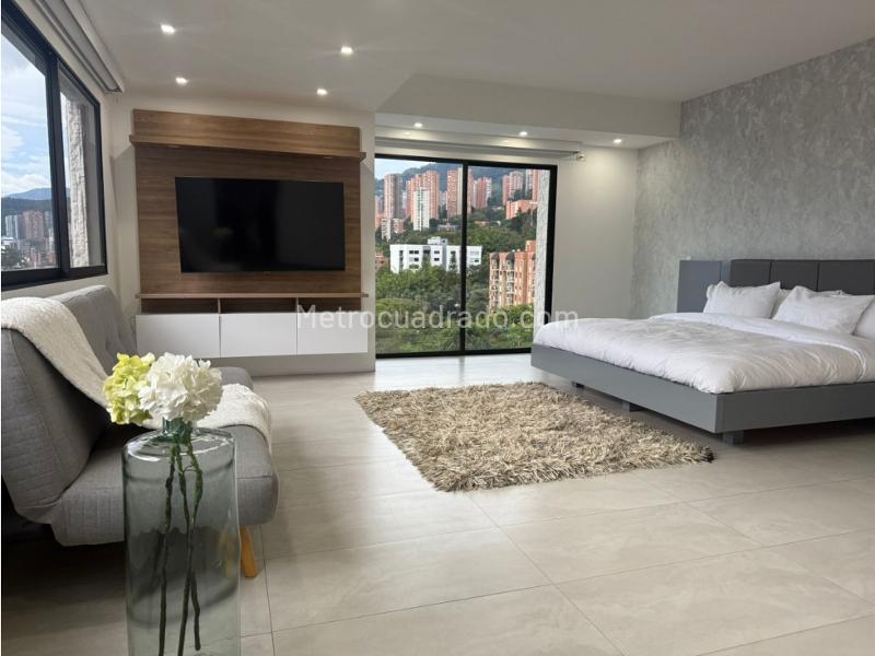 Luxury 5BR Apartment in El Poblado - 7