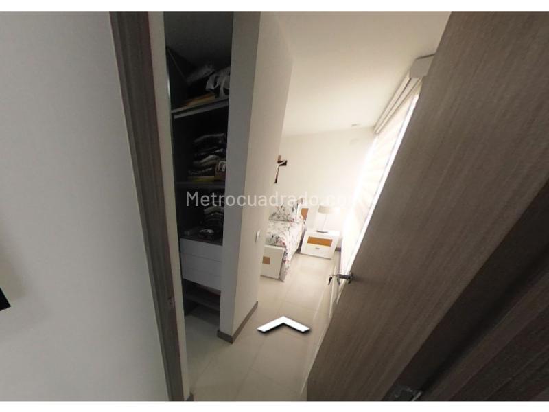 Apartamento moderno 2 hab + estudio en Itagüí (90 m²) - 8