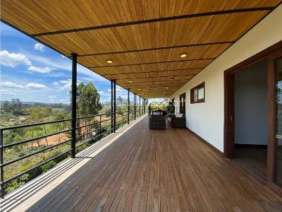 Casa de 3 alcobas en venta en San Antonio De Pereira, Rionegro, 420 m² · foto 2 de 14
