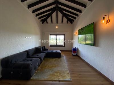 Casa de 3 alcobas en venta en San Antonio De Pereira, Rionegro, 420 m² · foto 8 de 14