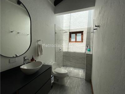 Casa de 3 alcobas en venta en San Antonio De Pereira, Rionegro, 420 m² · foto 11 de 14