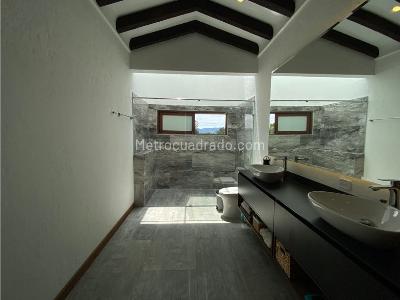 Casa de 3 alcobas en venta en San Antonio De Pereira, Rionegro, 420 m² · foto 13 de 14