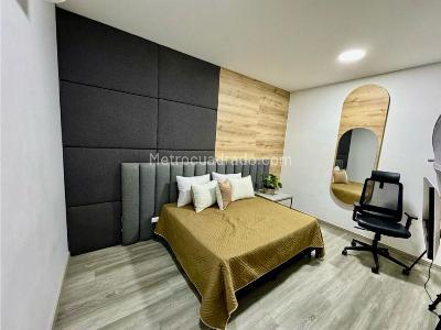 Casa de 5 alcobas en venta en Laureles, Medellín, 202 m² · foto 3 de 15